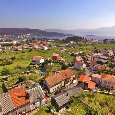 Casa Vella De Esteiro Holiday home Creo